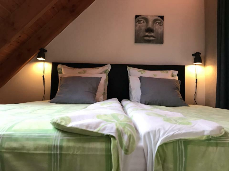 Gastenverblijf Chambre dAmis Heers Extérieur photo